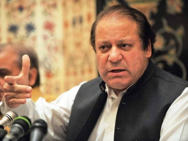 جاتی امرا میں نواز شریف کی زیر صدارت اہم اجلاس جاری