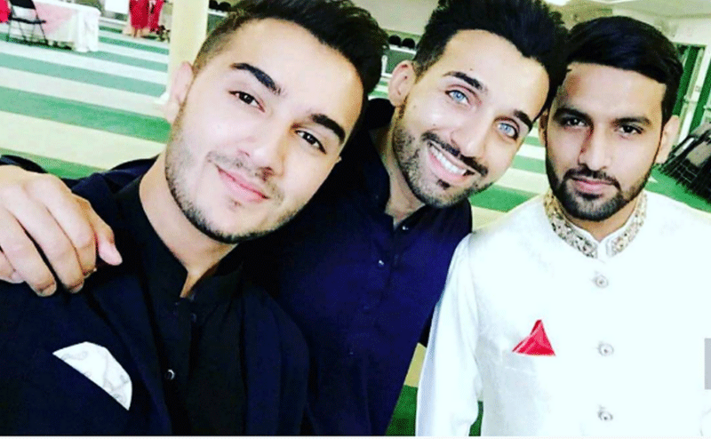 سوشل میڈیا سٹار زید علی نے اہلیہ کے ہمراہ تصویر شیئر کردی 