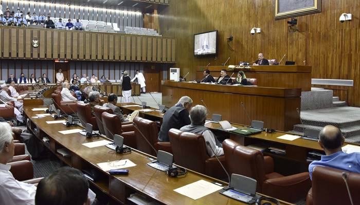 ٹرمپ کے الزامات، سینیٹ میں پالیسی گائیڈ لائنز منظور