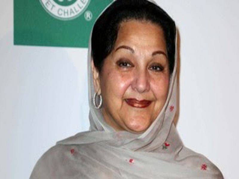  کامیاب سرجری کے بعد بیگم کلثوم نواز گھر آگئیں 