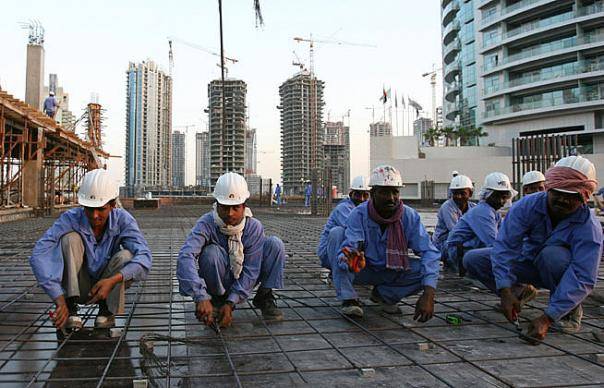 کویت: دوپہر کے وقت مزدوروں سے کام لینے کی پابندی ختم