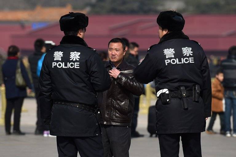 چین میں انٹرنیٹ اور ٹیلی کام فراڈ کے مقدمات سے وابستہ 124 افراد کوگرفتار کرلیا گیا