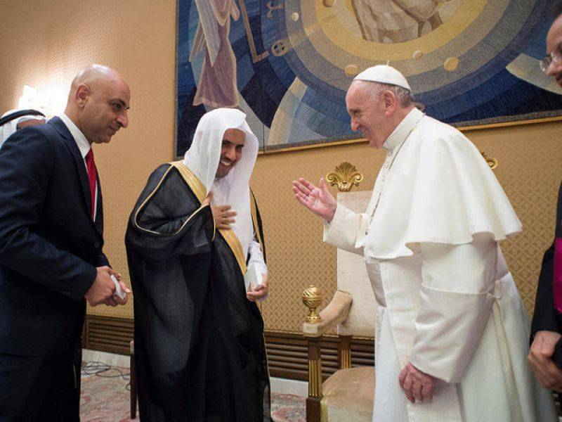 اسلام دوسری تہذیبوں کا دشمن نہیں ا ور نہ ہی اس کادہشتگردی سے کوئی تعلق ہے:پوپ فرانسیس