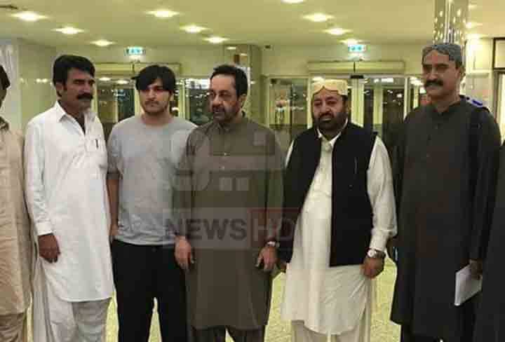 گزین مری کی وطن واپسی، ایئر پورٹ سے باہر نکلتے ہی گرفتار