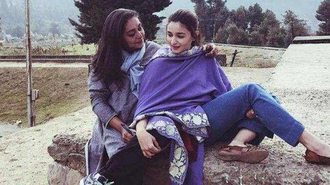 عالیہ بھٹ فلم شوٹنگ کیلئے کشمیر جا پہنچی 