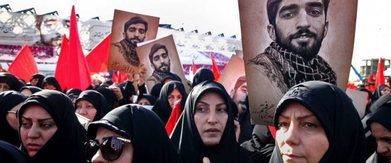 داعش نے ایرانی انقلابی گارڈکا سرقلم کردیا،ایران میں سوگ