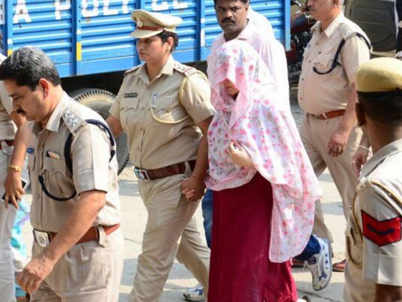 گرمیت رام کی منہ بولی بیٹی ہنی پریت 6روزہ ریمانڈ پر پولیس کے حوالے