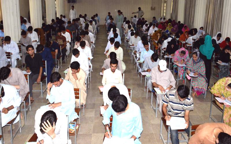 میڈیکل انٹری ٹیسٹ کے نتائج مسترد ،لاہور ہائیکورٹ کا دوبارہ امتحان لینے کا حکم