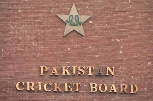 پاکستان کرکٹ بورڈ کی سلیکشن کمیٹی نے سب ریکارڈ توڑ دئیے 