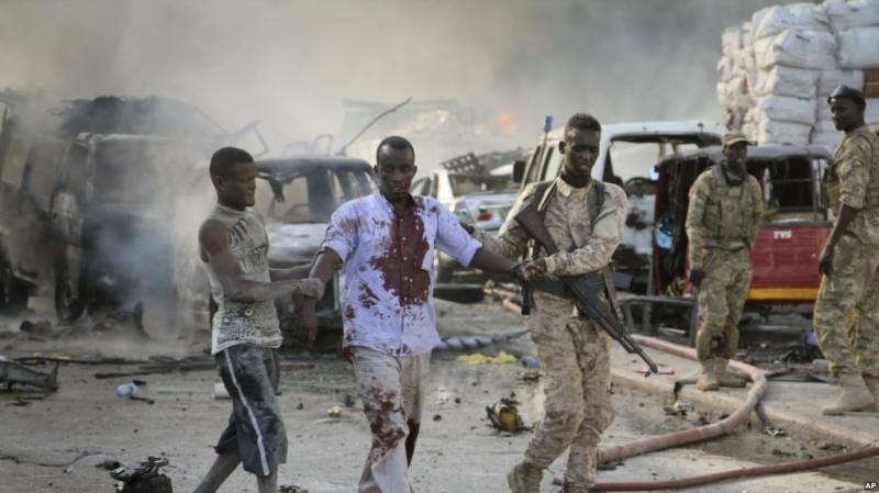 موغادیشو میں بم دھماکے کے نتیجے میں کم ازکم 20 افراد ہلاک
