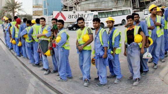  متحدہ عرب امارات میں ورک پرمٹ کی نئی فیسوں کا اطلاق کر دیا گیا