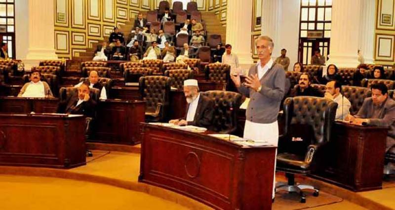 خیبرپختونخوا اسمبلی میں حکومتی اراکین نے غیرحاضریوں کے ریکارڈ بنا دئیے