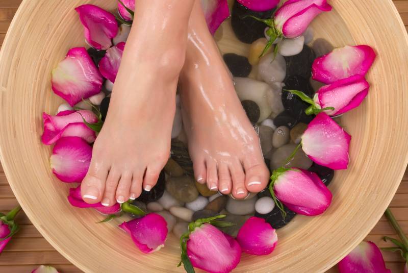 پاؤں کی تھکاوٹ دور کرنے کے آسان طریقے منظر عام پر آگئے 