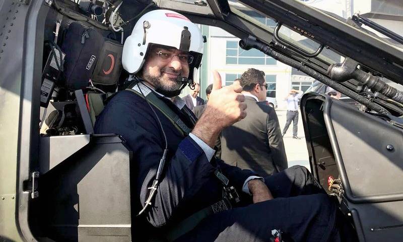 وزیر اعظم شاہد خاقان عباسی کی ترک لڑاکا ہیلی کاپٹر میں آزمائشی پرواز