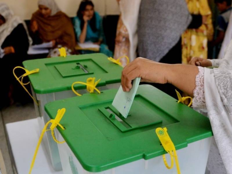 پشاور، این اے 4 پر ضمنی انتخاب کیلئے پولنگ جاری 