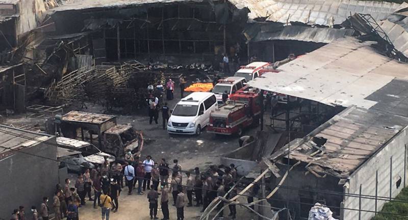 انڈونیشیا میں آتش بازی کا سامان تیار کرنے والی فیکٹری میں دھماکہ، 27 افراد ہلاک