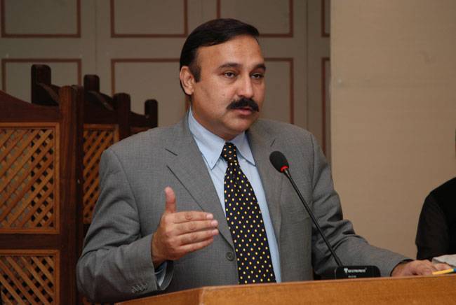 نواز شریف کا مورال بلند ہے : طارق فضل چودھری 