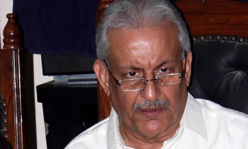 موجودہ حالات میں ادارے آئین کے تحت کردار ادا کریں، چیئرمین سینیٹ