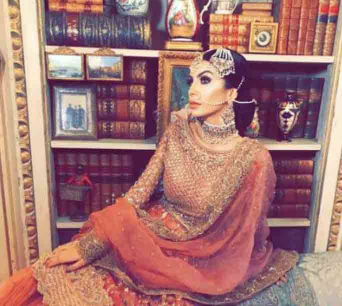 علیحدگی کے بعد فریال کے پہلے برائیڈل شوٹ کی تصاویر کے چرچے