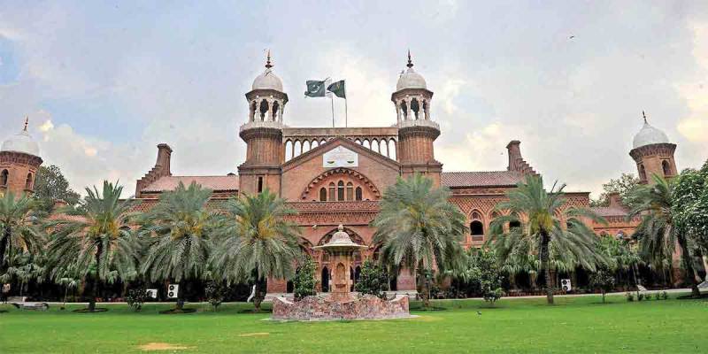عدالت نے پنجاب کی سرکاری کمپنیوں میں کرپشن کے تمام کیسز یکجا کر دیئے