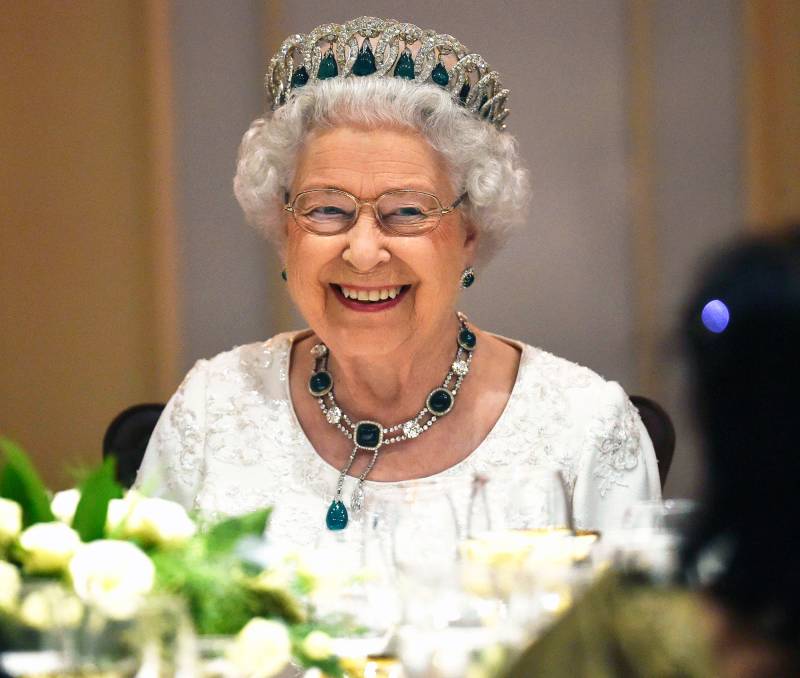 پیراڈائز لیکس، برطانوی اپوزیشن لیڈر کا ملکہ برطانیہ سے معافی کا مطالبہ