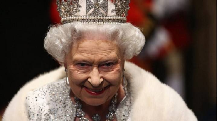 آف شور کمپنیوں پر ملکہ الزبتھ معافی مانگیں : برطانوی اپوزیشن لیڈر