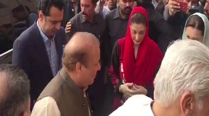  نواز شریف پر تینوں ریفرنسز میں باضابطہ فردِ جرم عائد 