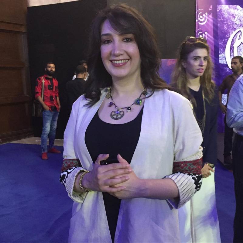 معروف پاکستانی گلوکارہ نے نکاح کاایسا طریقہ اپنا لیا کہ جان کر آپ بھی دنگ رہ جائیں گے