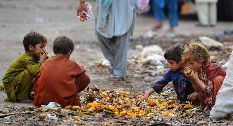 پاکستان میں غربت میں مسلسل اضافہ ہو رہا ہے : سروے رپورٹ 