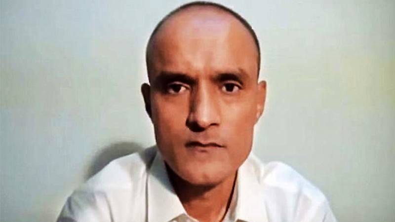 کلبھوشن یادیو کے خاندان کا بھارتی خفیہ اداروں کی تحویل میں ہونے کا انکشاف