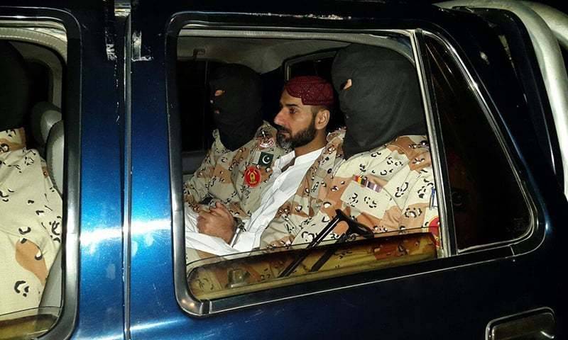  کراچی،لیاری سے عزیر بلوچ گروپ کے 2 اہم کمانڈرز گرفتار، اسلحہ برآمد