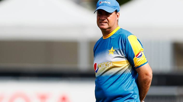 قومی کرکٹ ٹیم کا غیرملکی کوچنگ سٹاف ایک ماہ کی چھٹی پر گھروں کو روانہ ہوگیا