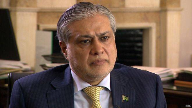 اسحاق ڈار کی چھٹی منظور ، وزارت خزانہ بھی وزیراعظم کے سپرد 