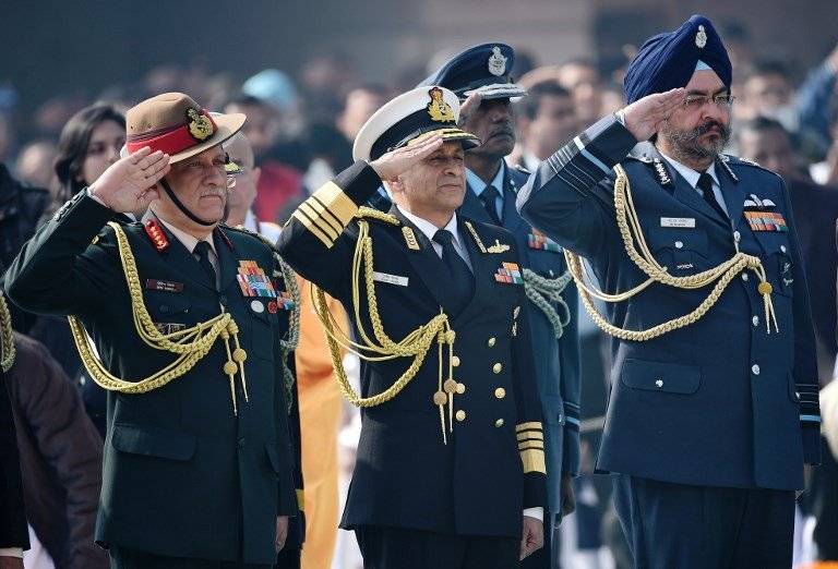 الجھنے پر بھارتی فوج نے صحافی کو گولی مارکرہلاک کردیا،گرفتار