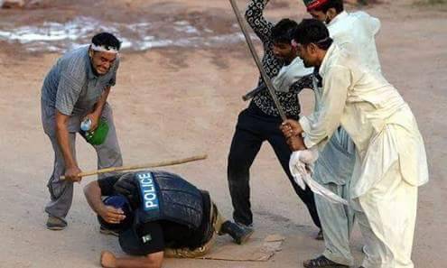 فیض آباد آپریشن پھر شروع ٗ مظاہرین کا ٹولیوں میں بٹ کر مقابلہ جاری 