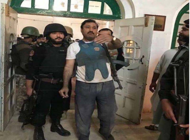 پشاور حملہ کے وقت اپنے