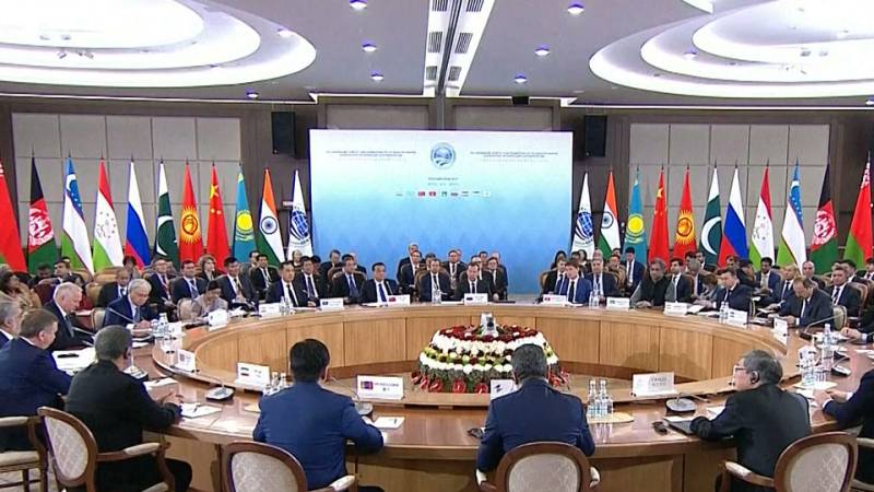 روس نے شنگھائی تعاون تنظیم میں ایران کی رکنیت کی حمایت کر دی