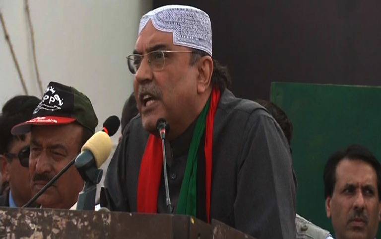 میاں صاحب نے پاکستان کو کنگال کر دیا ہے : آصف زرداری 