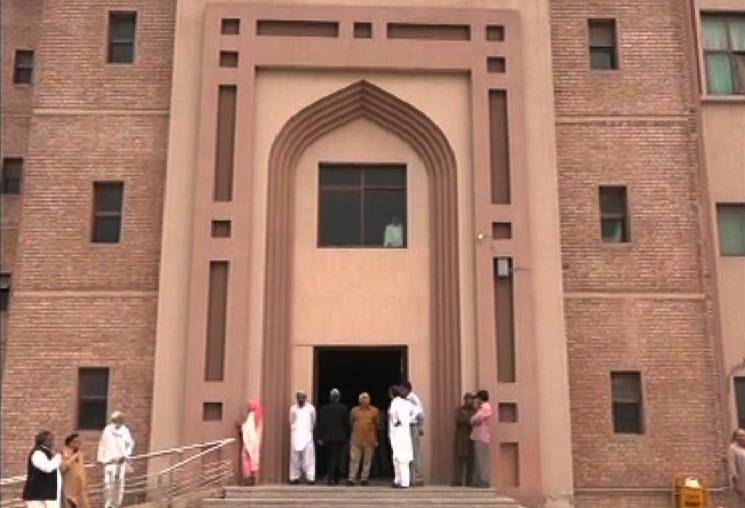 عمران خان نے انسداد دہشت گردی عدالت کے دائرہ کار کو چیلنج کر دیا