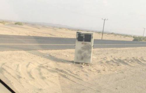 عسیر میں ساحر کے کیمروں کو نامعلوم شخص نے کالے پینٹ سے رنگ دیا 