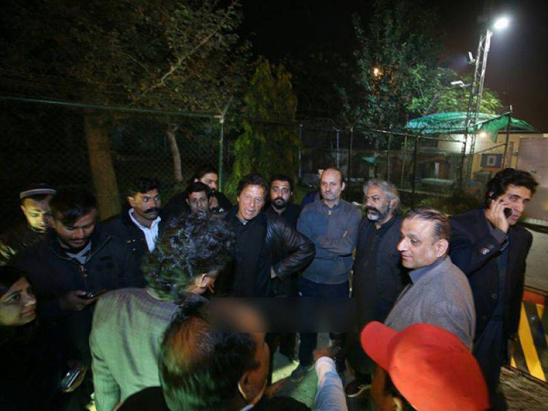 عمران خان کے قافلے پر حملہ ،فائرنگ یوسف رضا گیلانی کے صاحبزادے نے کرائی: تحریک انصاف کا الزام