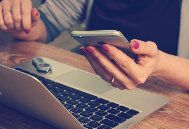 ایپل فون سست کیوں ہوتا ہے؟ کمپنی نے خود اعتراف کر لیا 