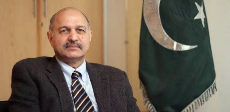 امریکی صدر اور دیگر حکام نے واضح دھمکی دی ہے جسے پاکستان کو سنجیدہ لینا چاہیے، مشاہد حسین 