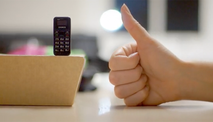 برطانوی کمپنی نے دنیا کا سب سے چھوٹا موبائل فون تیار کر لیا 