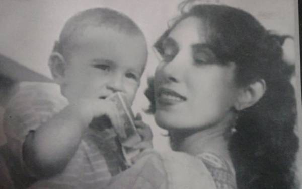 اس تصویر نے سب کو چکرا کر رکھ دیا ہے آخر اس تصویر میں کیا خاص بات ہے ؟ جان کر آپ بھی حیران رہ جائیں گے