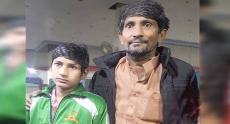 بھارتی جیل میں قید معذور پاکستانی بچہ رہائی کے بعد پاکستان پہنچ گیا