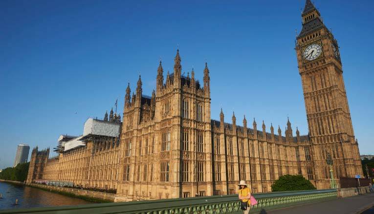 برطانوی اراکین پارلیمنٹ کے غیر اخلاقی سرگرمیوں میں ملوث ہونے کا انکشاف