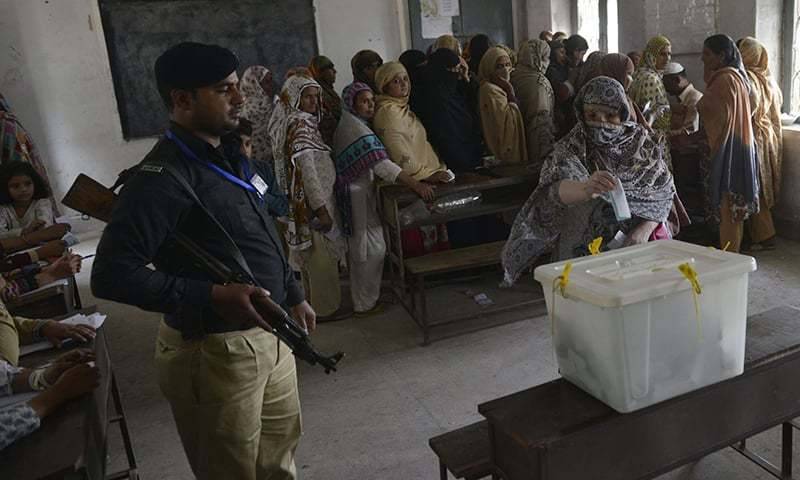 حلقہ پی پی 20 چکوال میں ضمنی الیکشن، پولنگ جاری