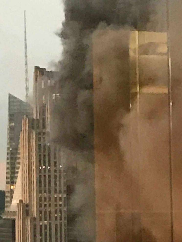 امریکی صدر ڈونلڈ ٹرمپ کے ’ٹرمپ ٹاور‘ میں آگ لگ گئی،3 افراد زخمی