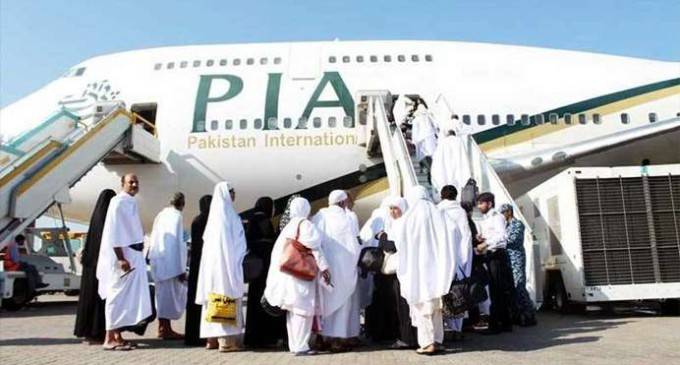  پی آئی اے کی عمرہ پروازوں کے کرائے بڑھا دیے گئے 